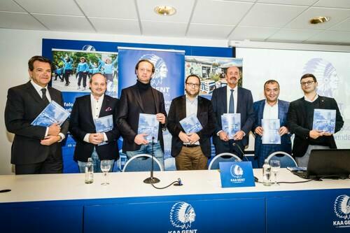 De aanwezige leden van de algemene vergadering van de KAA Gent Foundation: Michel Louwagie, Nicolas Vanden Eynden, Olivier Morobé, Cengiz Cetinkaya, Patrick Lips, Resul Tapmaz en algemeen coördinator Wim Beelaert.(Foto: James Arthur)