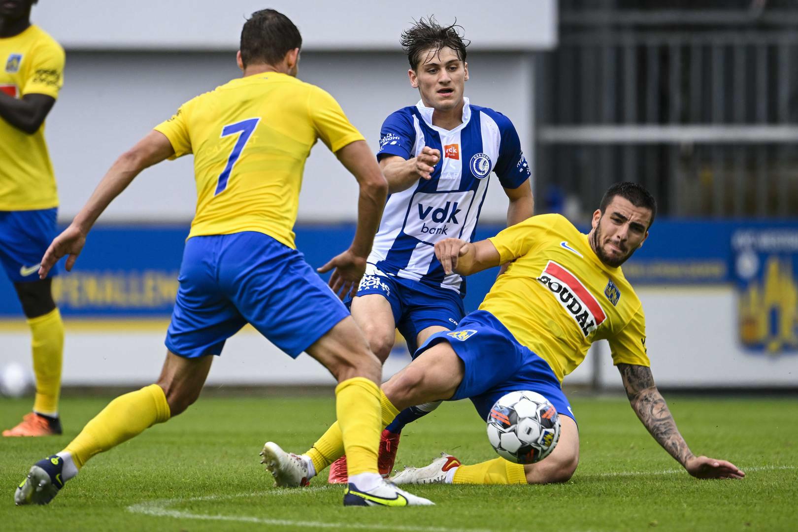 Jeugdig Gent onderuit op Westerlo