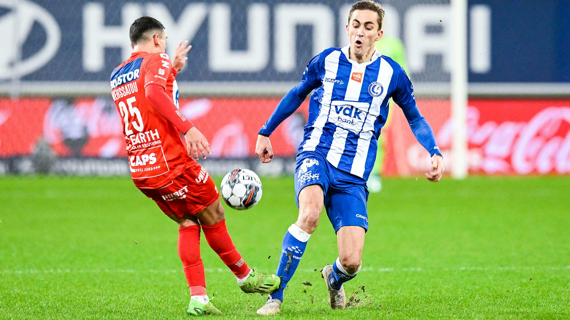 Gent verslaat Kortrijk met 2-1