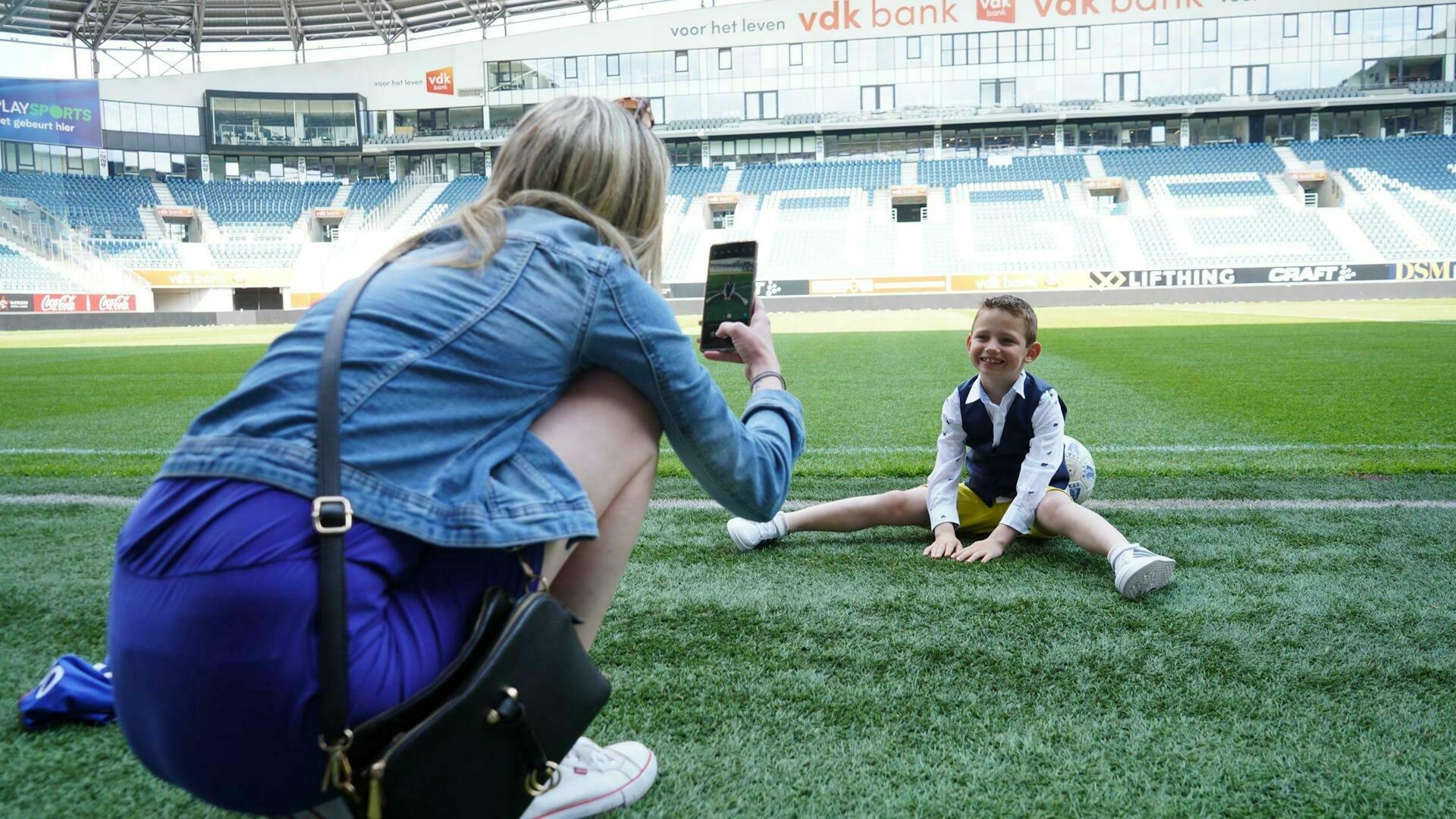 Opnieuw communie- en lentefeestfoto's in de Ghelamco Arena!