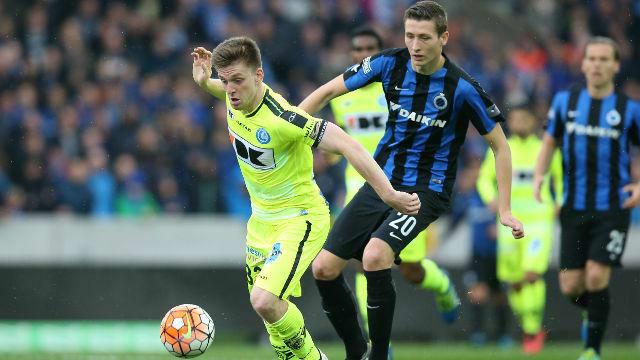 KAA Gent verliest in slotfase op Club Brugge