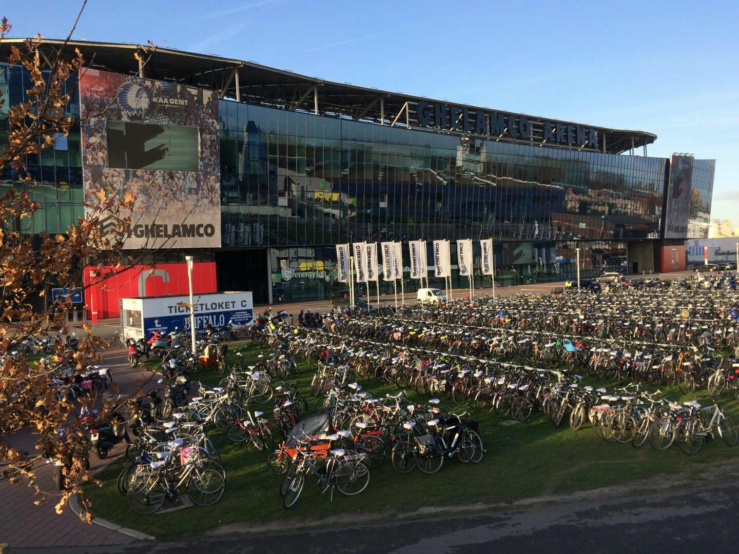 Internationaal unicum: 2840 fietsende Buffalo's