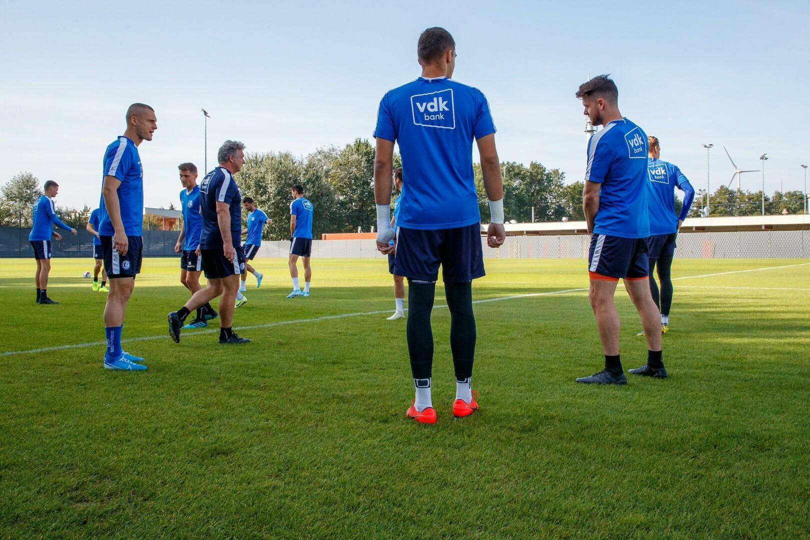 KAA Gent wint oefenwedstrijd tegen Zulte Waregem