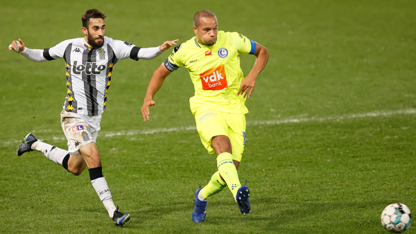 Gent pakt de volle buit bij Charleroi