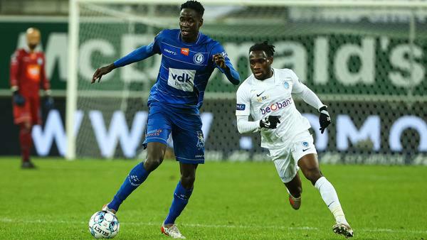 Gent pakt vierde competitiezege op rij in topper tegen Genk