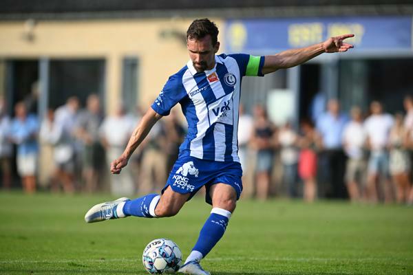 KAA Gent opent voorbereiding met vlotte 0-6 winst tegen Dikkelvenne