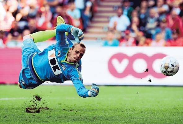 Matz Sels derde in klassement Doelman van het Jaar