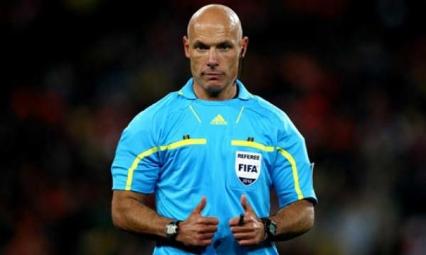 Deelname als jeugdspeler aan FIFA-stage voor refs
