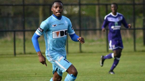 Contractverlenging voor Elton Kabangu