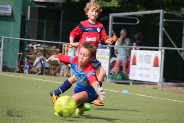 12 Gentse jeugdvoetbalwerkingen ontvangen Elk Talent Telt-ondersteuning