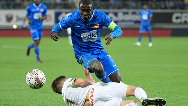 KAA Gent lijdt pijnlijke nederlaag tegen KRC Genk