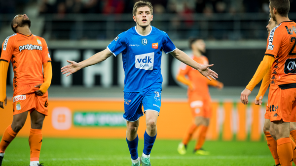 KAA Gent verslaat Charleroi met 2-1