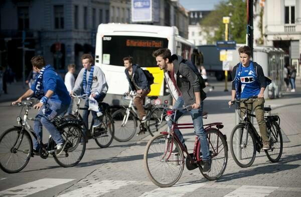 De Fietsambassade verwent fietsende Buffalo's