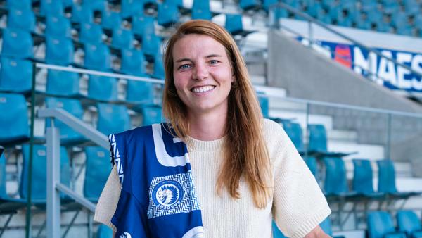 Gent haalt Nicky Van Den Abbeele