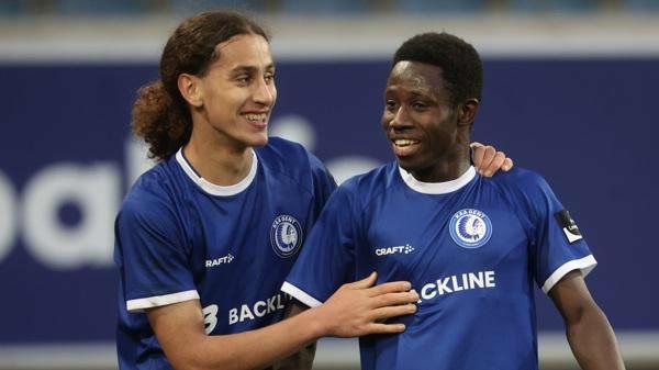 Eerste thuiszege Jong KAA Gent