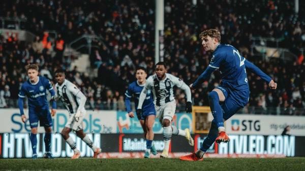 Belangrijke driepunter in Charleroi