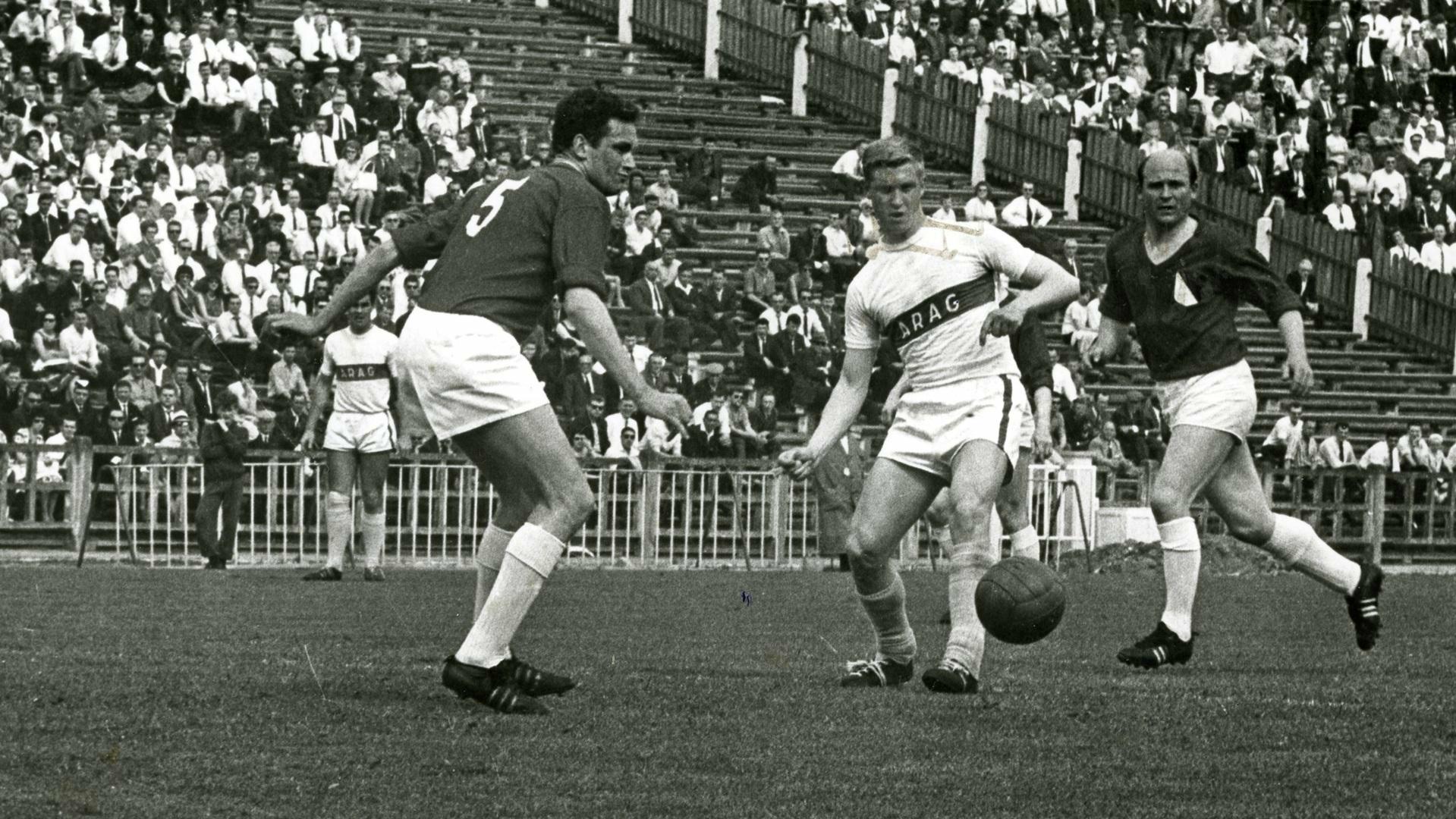 In memoriam: Lucien Ghellynck