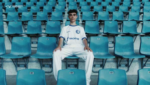 Eerste profcontract Azzar Aliev