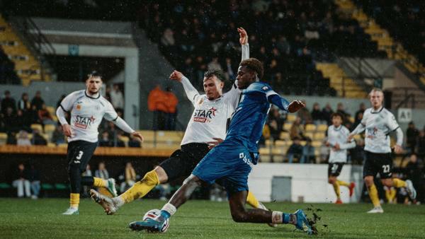 Jong Gent verliest derby in Lokeren