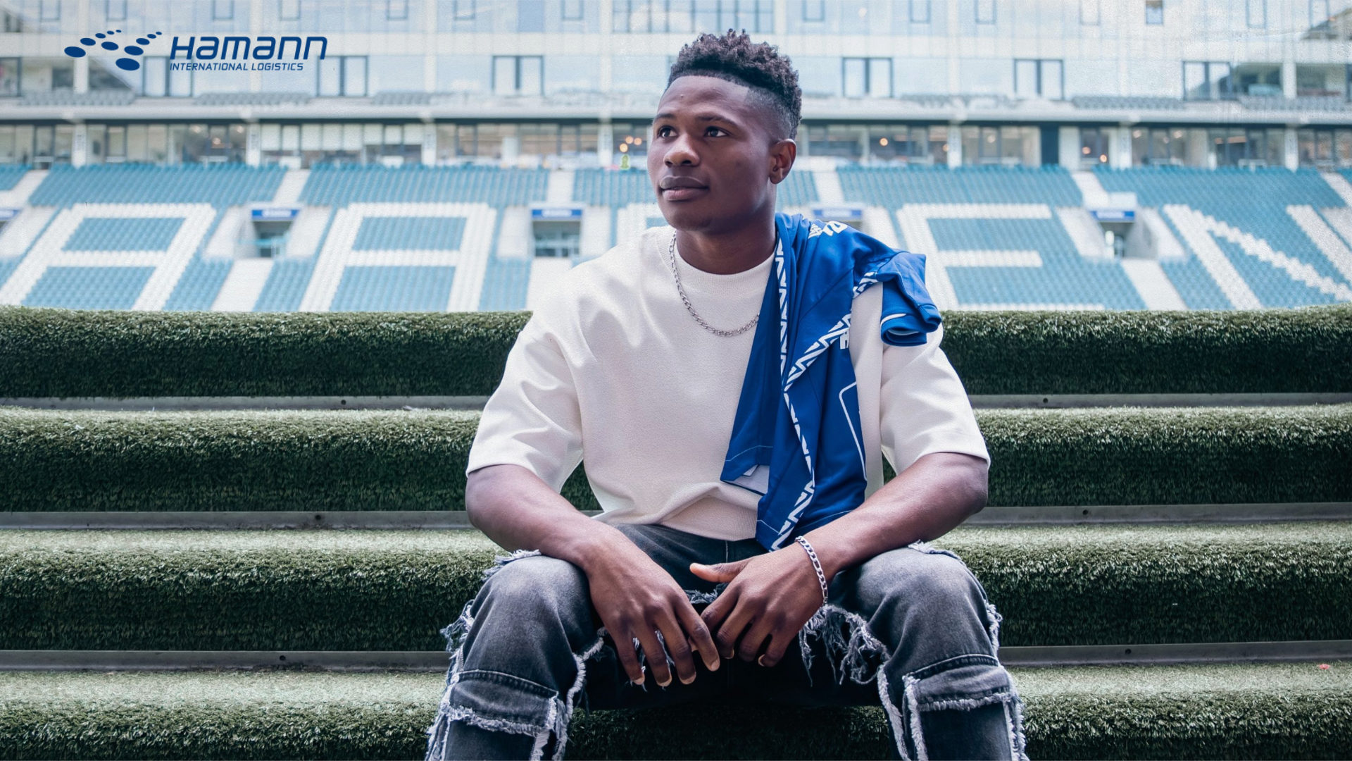 Ayinde verlengt contract