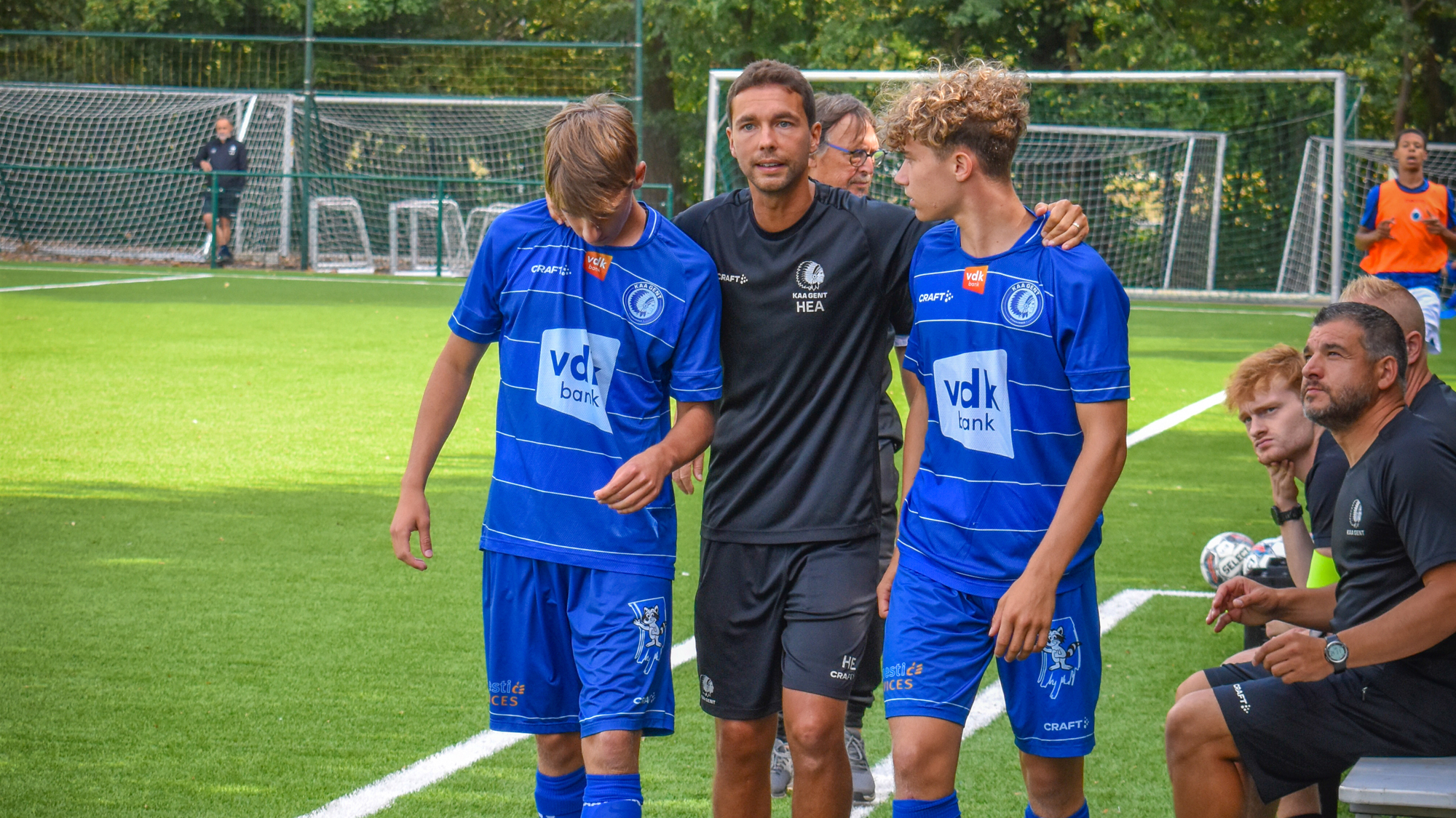 Hicham El Alaoui als trainer van de U18 van KAA GENT